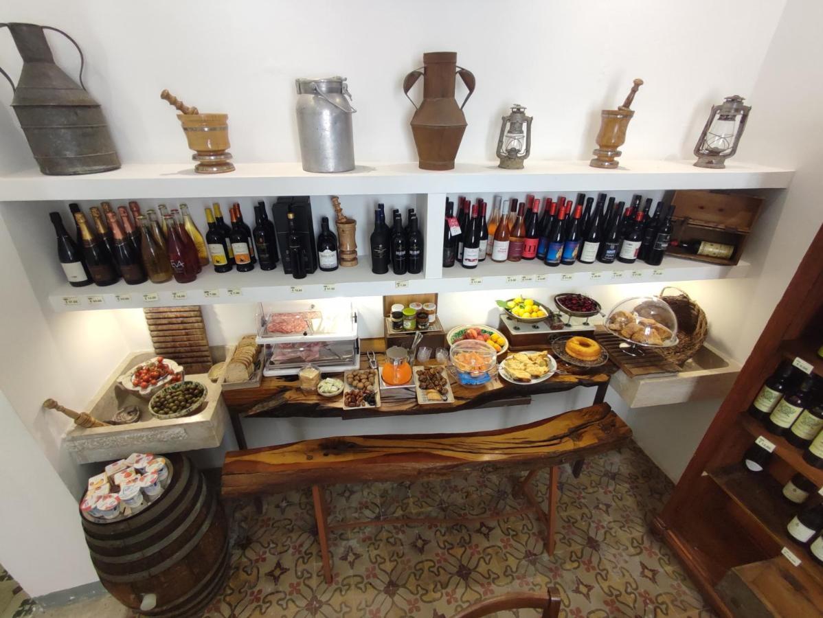 Boutique Rooms And Breakfast Granveliero Trapani Exterior photo