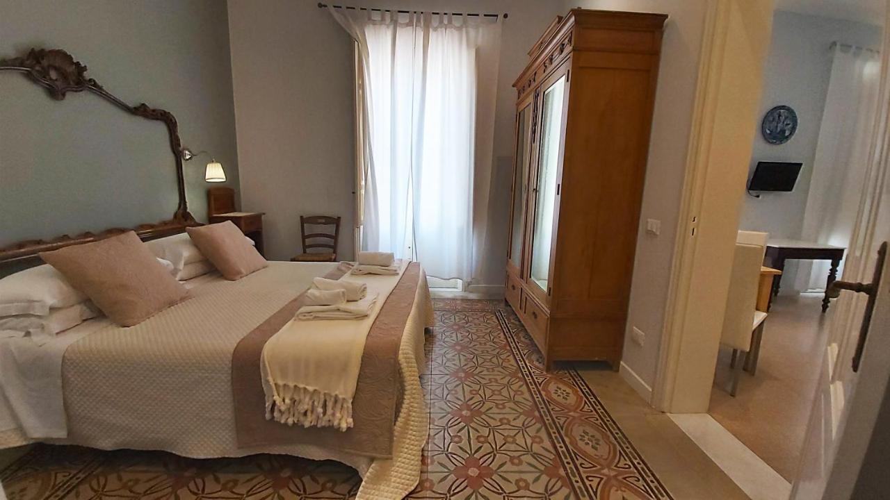 Boutique Rooms And Breakfast Granveliero Trapani Exterior photo